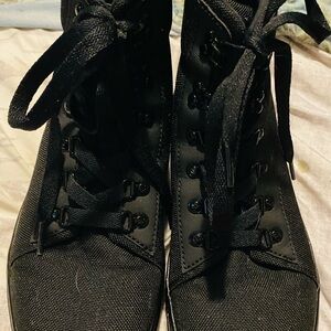 BNWOT Size 10 women’s /8 for men authentic Doc Martens